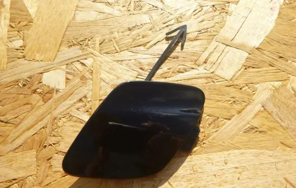 Ford Ka Front tow hook cap/cover E4B517A989BD