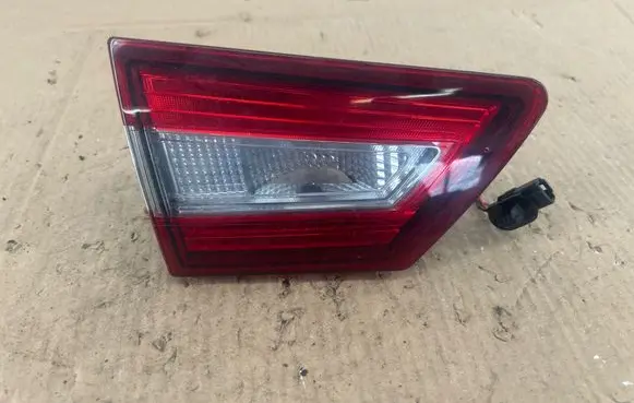 Renault Clio IV Tailgate rear/tail lights 265556573R 02052699900010 4570B