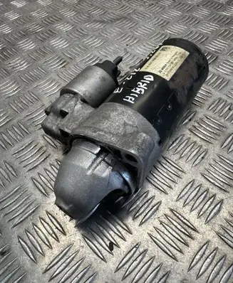 Mercedes-Benz E W212 Starter motor A6519062800 0001139065 0121109002
