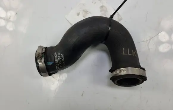 Audi A8 S8 D3 4E Engine coolant pipe/hose 4E0145738D