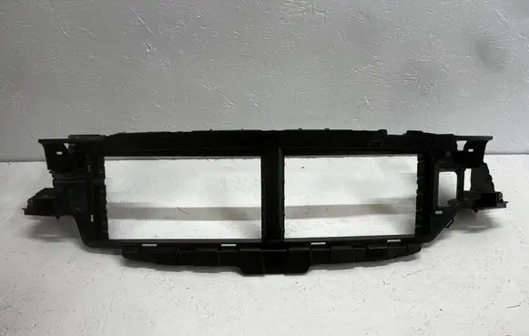 Volvo XC60 Front bumper upper radiator grill 32345498