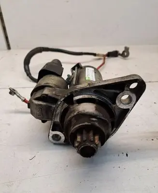 Volkswagen Golf V Starter motor 02Z911023 0001123012