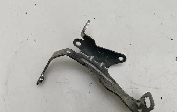 Volvo V40 EGR valve cooler bracket 31358502