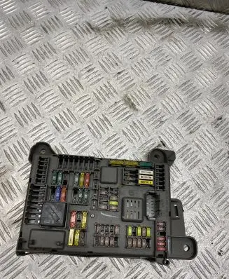 BMW X5 E70 Fuse module 693168704