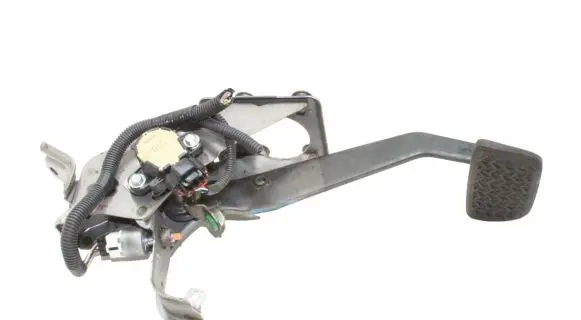 Lexus RX 330 - 350 - 400H Brake pedal 8951047020