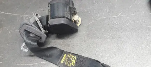Fiat Punto (188) Rear seatbelt