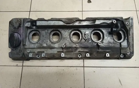 Mercedes-Benz C W202 Rocker cam cover A6050160305