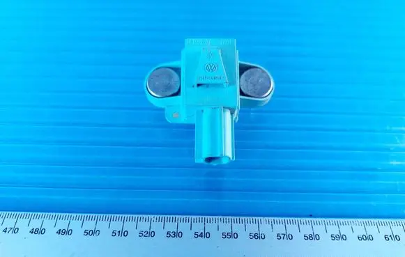 Audi A6 S6 C6 4F Airbag deployment crash/impact sensor 4F0955557