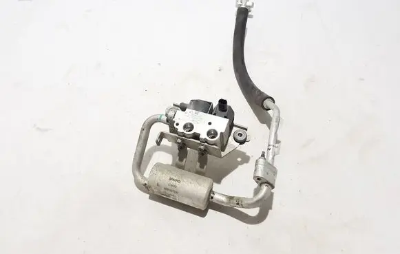 Volvo EX30 Air conditioning (A/C) pipe/hose 8890248932