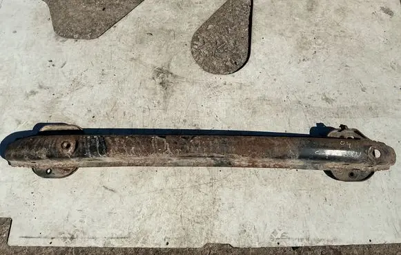 Citroen C4 I Rear bumper cross member