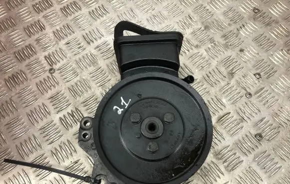 BMW 5 E39 Power steering pump 2247046 32422247046