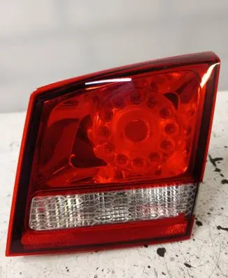 Tailgate rear/tail lights