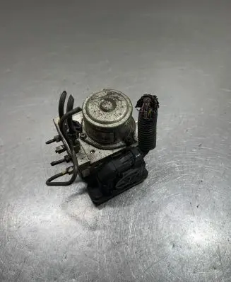 Nissan Leaf I (ZE0) ABS Pump 476603NA0A 2910J023