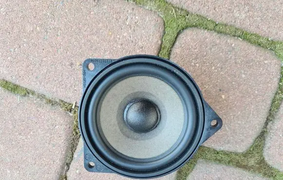 BMW M3 Panel speaker 2622468