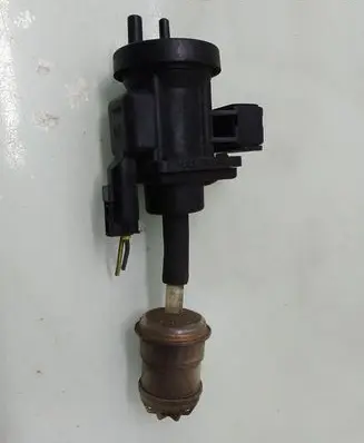 Mercedes-Benz C W203 Turbo solenoid valve A0005450427