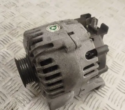 Toyota Verso Generator/alternator TG15C200