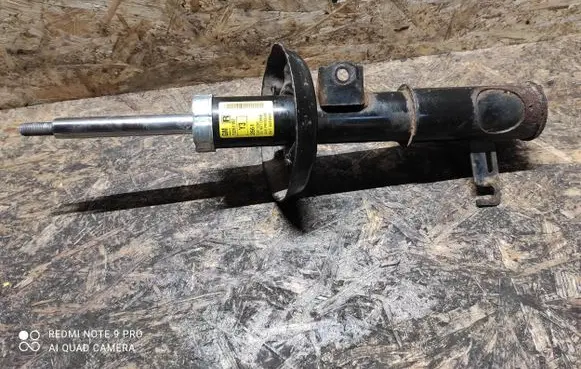 Chevrolet Orlando Front shock absorber/damper 13261197