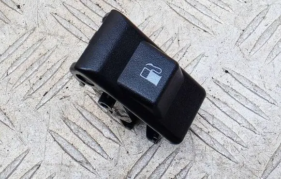 Mazda 6 Fuel cap release pull handle 
