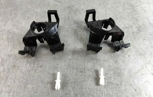 Porsche Macan (95B) Front parking sensor holder (PDC) 95b807130a