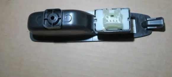 Renault Zoe Electric window control switch 829614619R