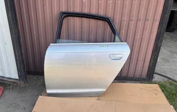 Audi A6 S6 C6 4F Rear door 131313