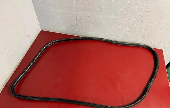 Mini One - Cooper F56 F55 Front door rubber seal 7322511
