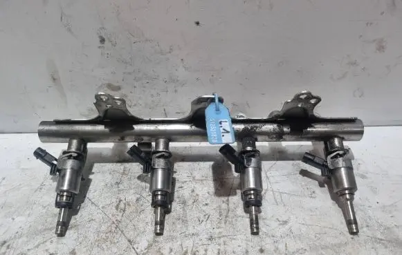 Fuel main line pipe