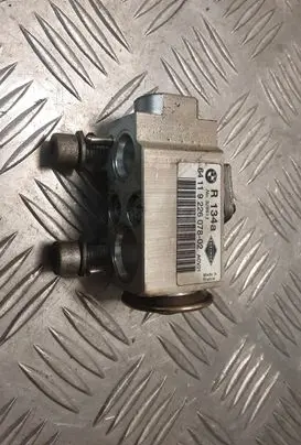 BMW X1 E84 Air conditioning (A/C) expansion valve 64119226078 9226078