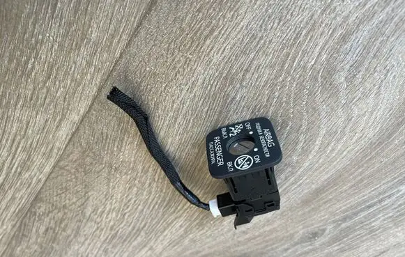Lexus UX Other devices PA6GF15