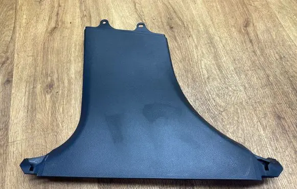 Mercedes-Benz C W205 (B) pillar trim (bottom) A2056900025 18321224 WPT52052