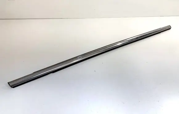 Ford Kuga II Loading door glass trim molding