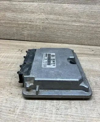 Volkswagen PASSAT B5 Engine control unit/module 038906018FQ 0281010172