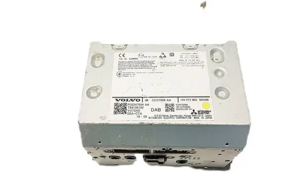 Volvo XC60 Radio/CD/DVD/GPS head unit 32247689