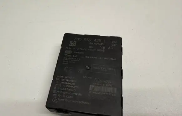 Skoda Karoq Other control units/modules 3Q0959435L 00037000 5ZA011460
