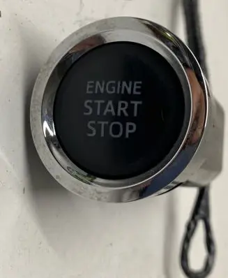 Toyota RAV 4 (XA40) Engine start stop button switch H12561
