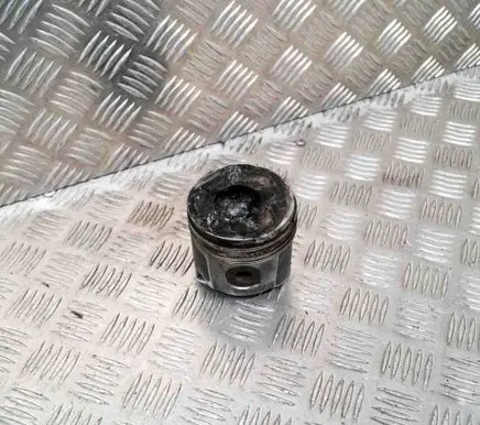 Citroen C5 Piston 0628N3