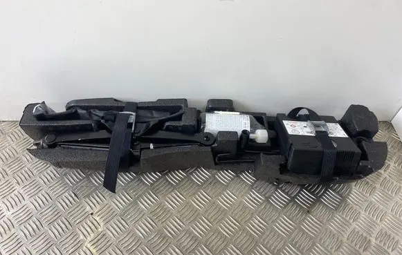 Audi A3 8Y Tool set 8Y5012109C 5N0012615F