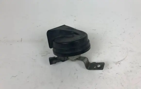 Maserati Levante Horn signal 670037596 0626G08 2L08072046