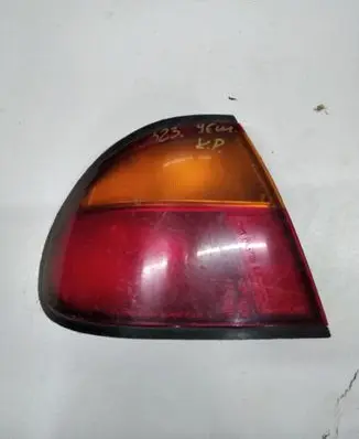 Mazda 323 F Rear/tail lights