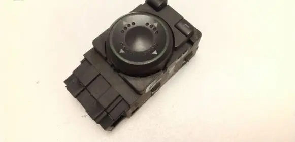 Volkswagen PASSAT B5 Wing mirror switch 3B1959565