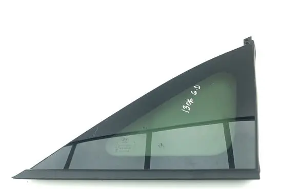 Hyundai Tucson IV NX4 Rear side window