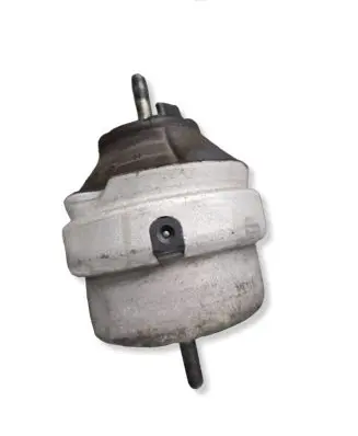 Audi A6 S6 C5 4B Engine mount bracket 