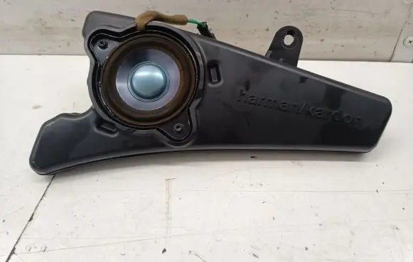 Mercedes-Benz R W251 Parcel shelf speaker A2518200302