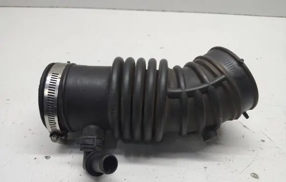 Mazda 2 Air intake hose/pipe 