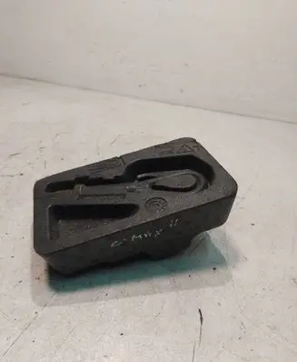 Ford C-MAX II Towing hook eye AM51U16G040