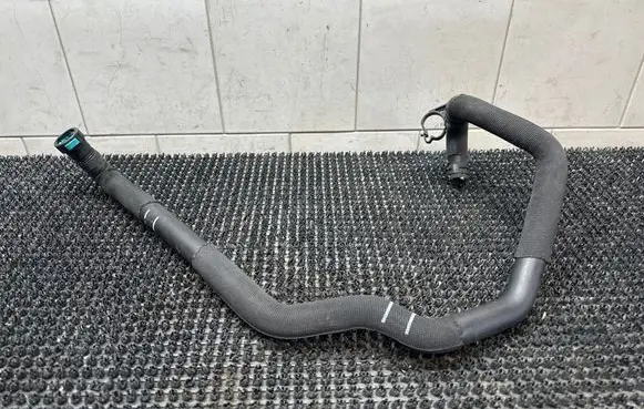 Jaguar F-Type Engine coolant pipe/hose