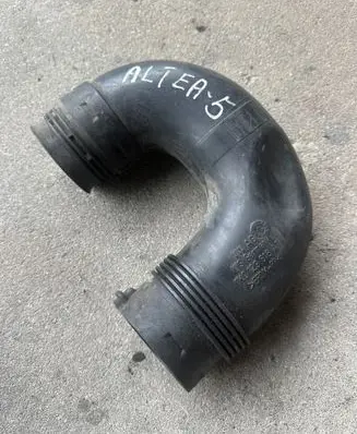 Seat Altea Air intake hose/pipe 1K0129618AT