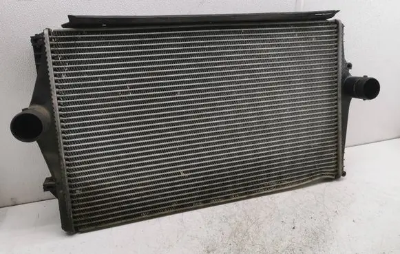 Volvo V70 Intercooler radiator 