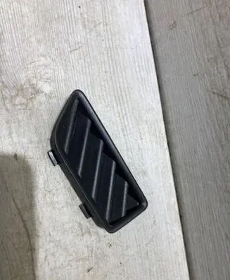 Skoda Octavia Mk3 (5E) Dashboard side air vent grill/cover trim 5E0819793
