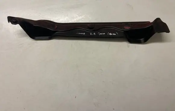 Hyundai Genesis Fender foam support/seal 841262M000